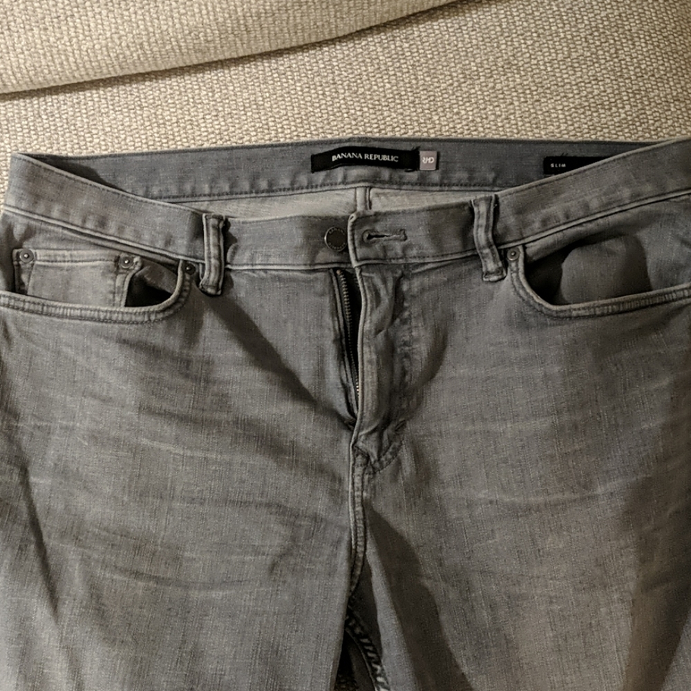 Banana Republic Grey Jeans - Slim - The Traveler